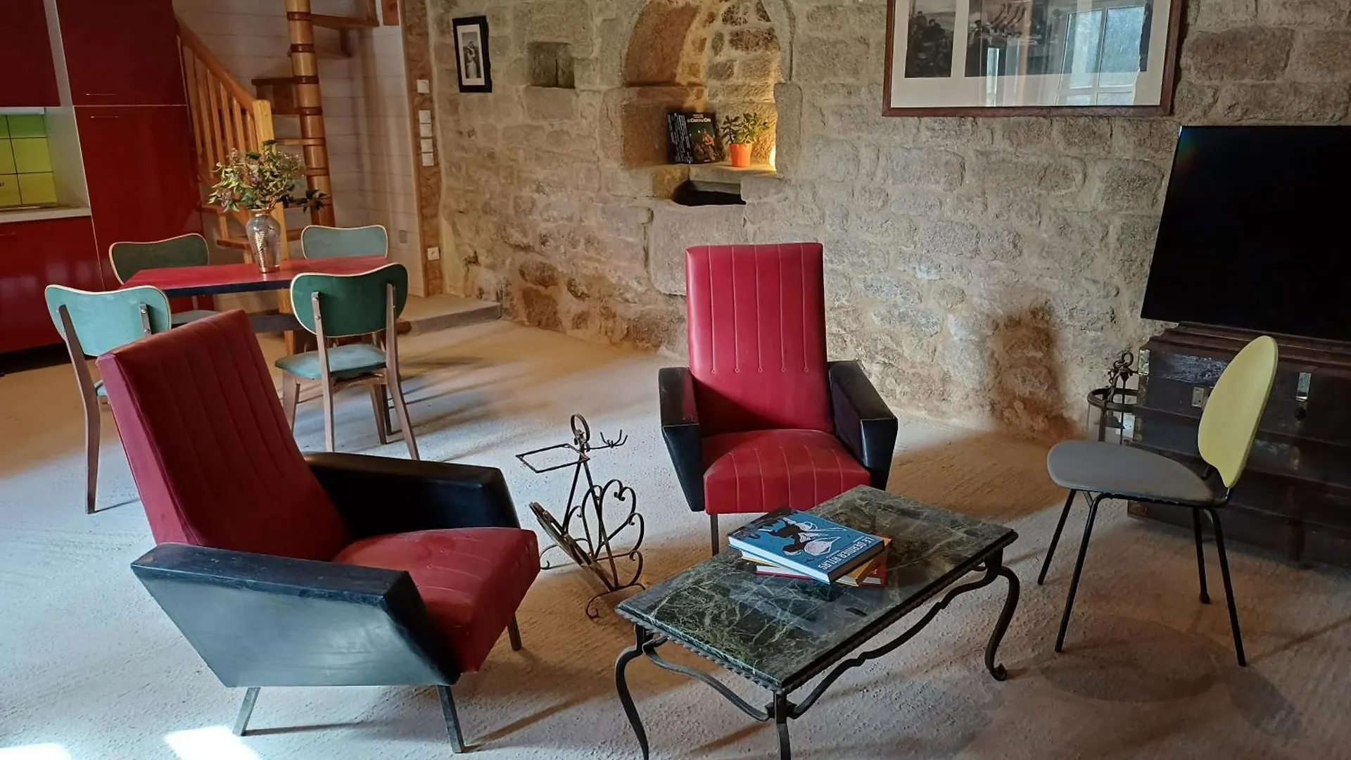 Chateau De Kerouallan Lignol